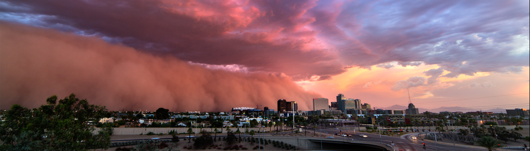 Dust storms as it approached to cover the City of Phoenix with thick dust. 