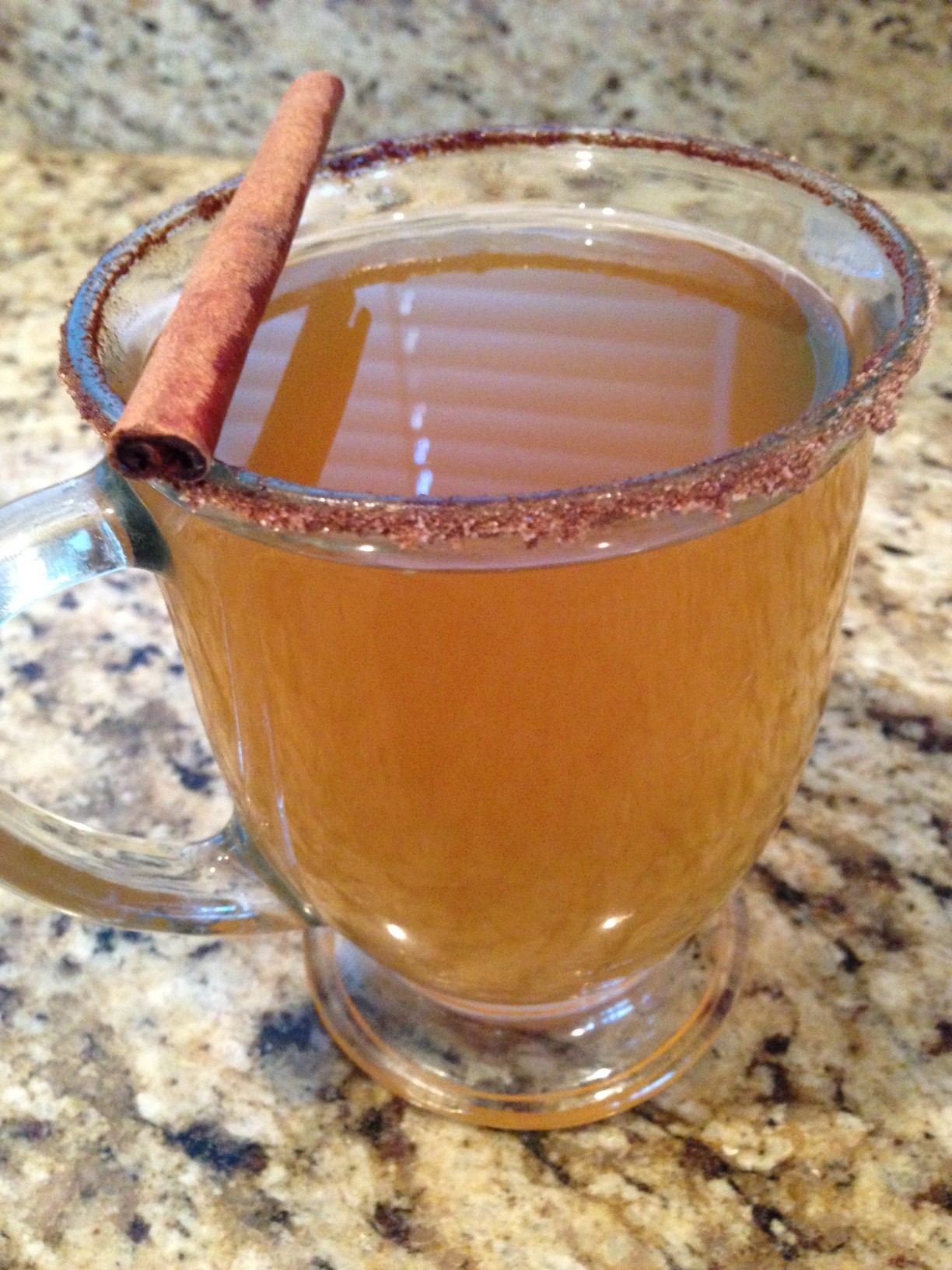 tea,Combine and apple cider in a glass.